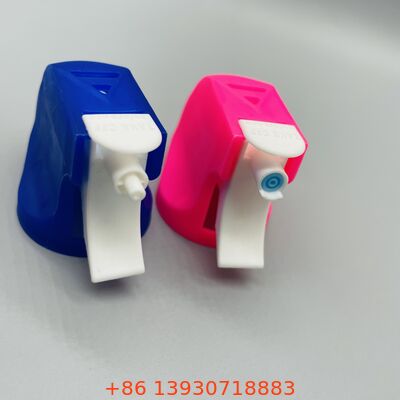 Aerosol Spray Gun Fatigue-Reducing Trigger Design for Aerosol Cans