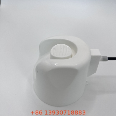 Low-Temperature Resistant Trigger Cap for Frozen Fluid Bottles with Anti-Cracking Feature
